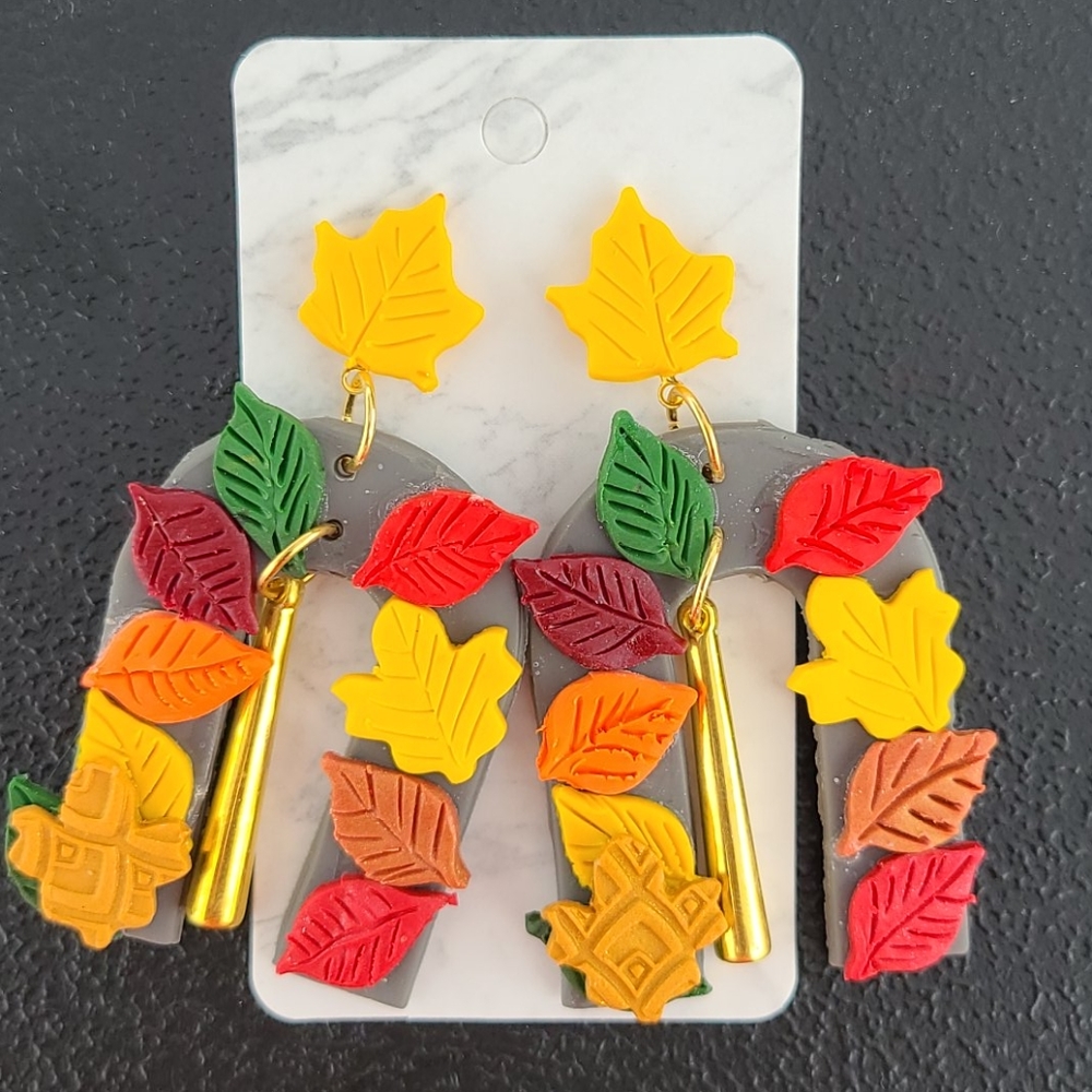 🍂🍁Fall Leaf Arch Earrings🍂🍁